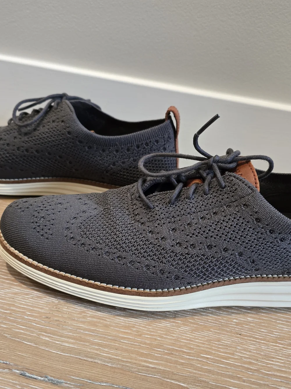 Cole Haan Original Grand Stitchlite Wingtip Oxford Gray Magnet Size 8 NWT
